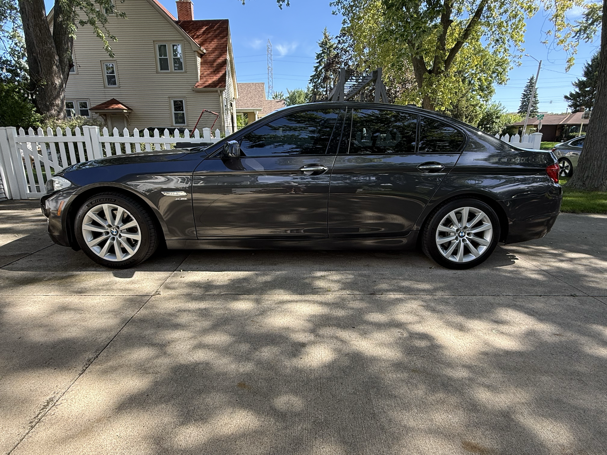 Used 2012 BMW 528i xDrive Sedan AWD/4WD image 11
