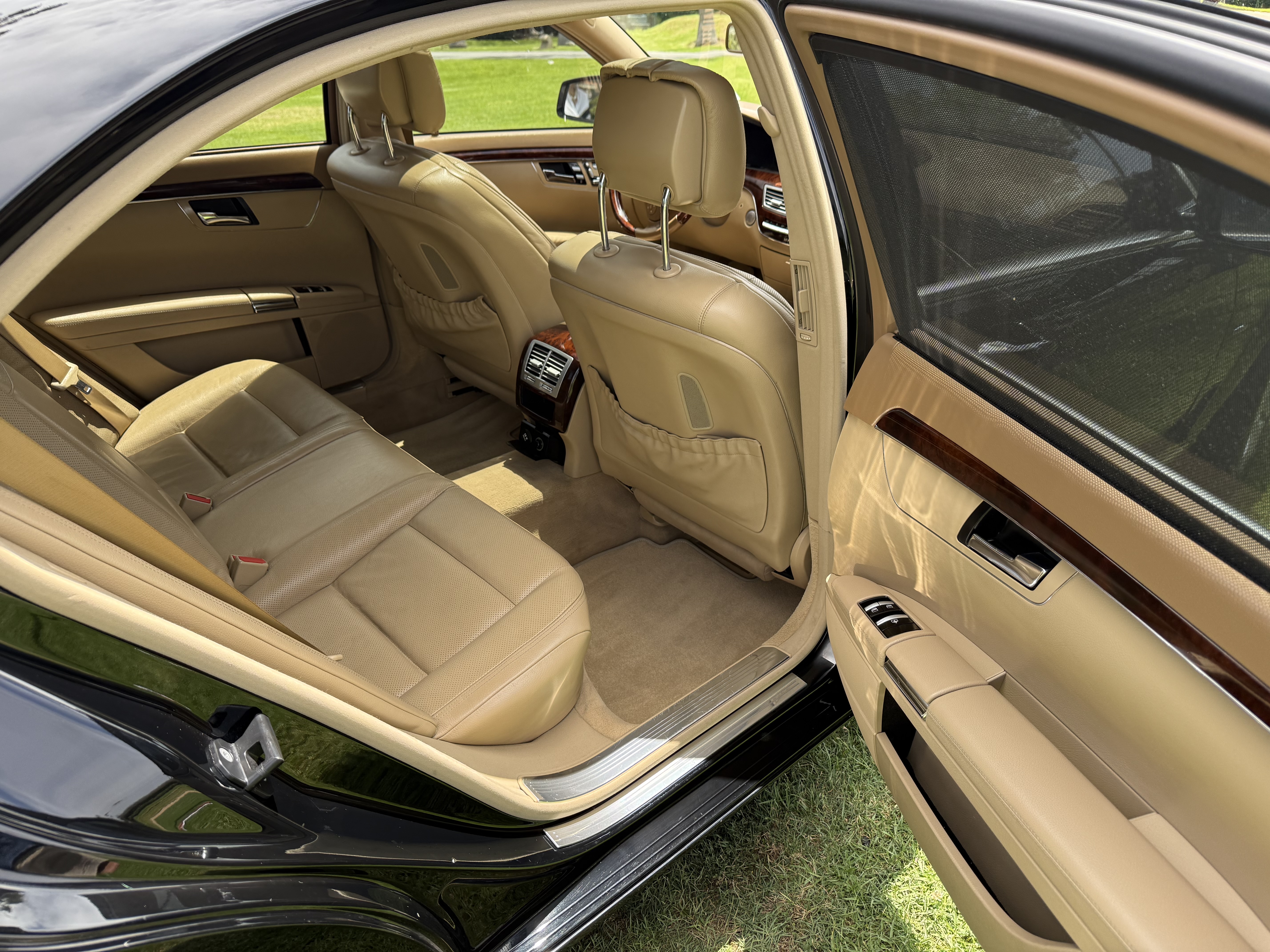 Used 2010 Mercedes-Benz S 400 image 14