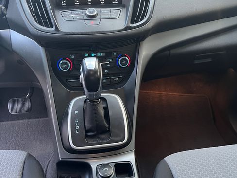 Used 2017 Ford C-MAX Energi SE w/ Equipment Group 401A image 10