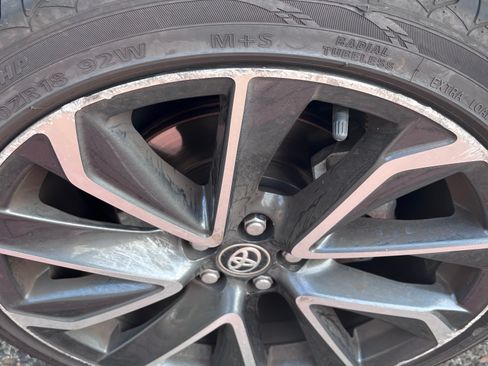 Used 2020 Toyota Corolla SE FWD image 26