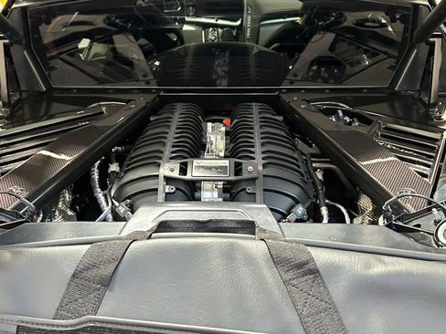 Used 2023 Chevrolet Corvette Z06 image 10