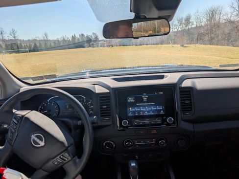 Used 2022 Nissan Frontier S w/ Technology Package image 13