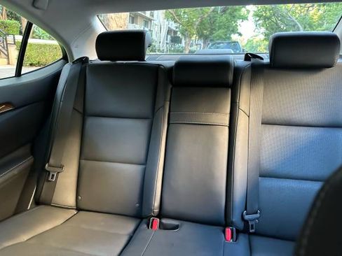 Used 2015 Lexus ES 300h 300h Sedan 4D image 11