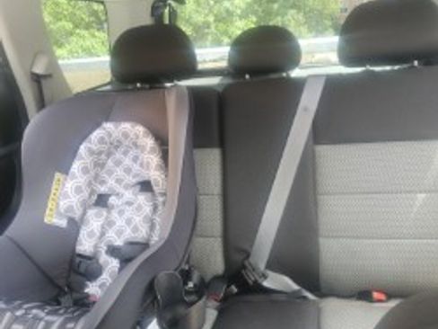 Used 2007 Ford Escape XLT image 9