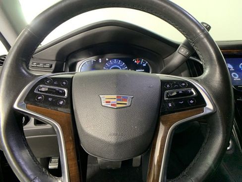 Used 2016 Cadillac Escalade ESV Luxury image 12