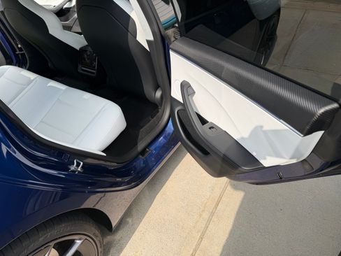 Used 2025 Tesla Model 3 Performance AWD/4WD image 19