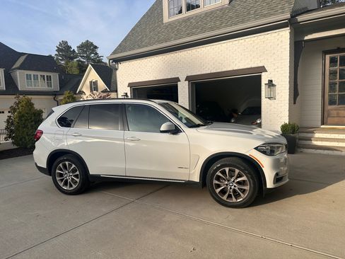Used 2016 BMW X5 xDrive35i image 1
