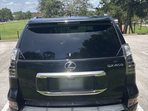 Used 2022 Lexus GX 460 Premium w/ Premium Package AWD/4WD image 10