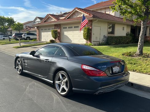 Used 2013 Mercedes-Benz SL 550 image 1