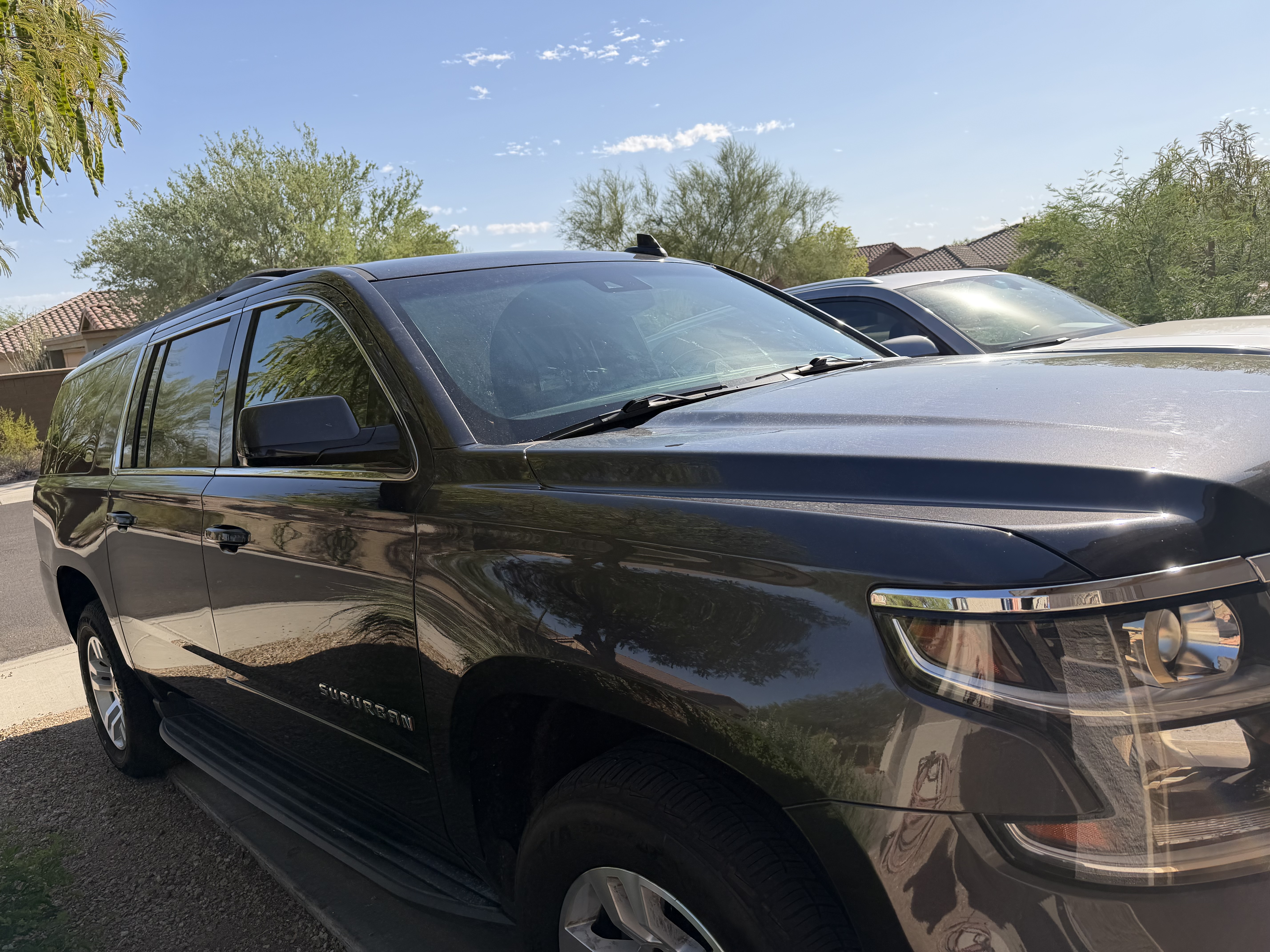 Used 2018 Chevrolet Suburban LS w/ Enhanced Driver Alert Package RWD image 1