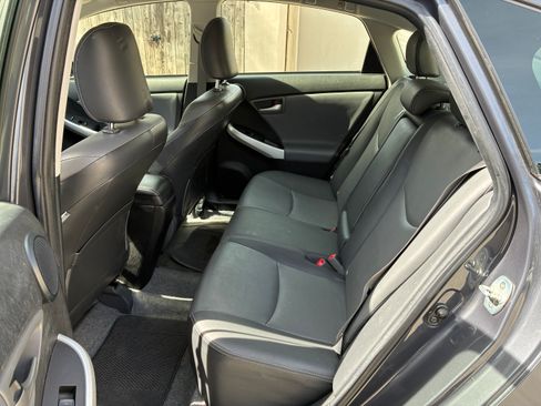 Used 2013 Toyota Prius Four image 6