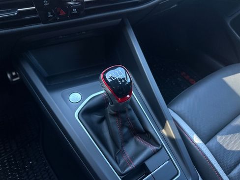 Used 2022 Volkswagen GTI Autobahn image 14