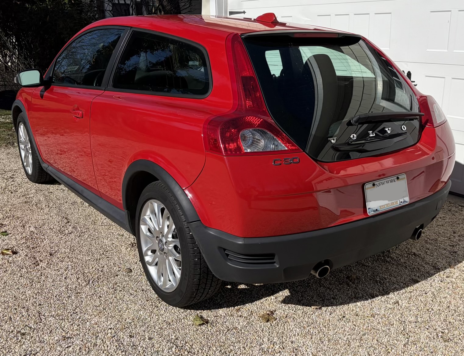 Used 2009 Volvo C30 FWD image 6