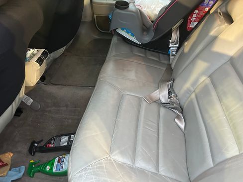 Used 1995 Cadillac De Ville Sedan FWD image 10