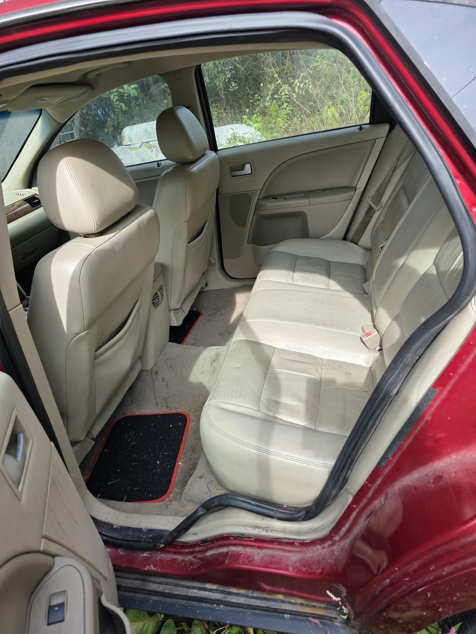 Used 2007 Ford Five Hundred SEL FWD image 4