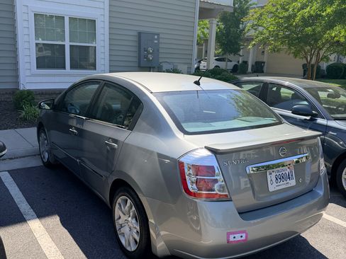 Used 2012 Nissan Sentra 2.0 S FWD image 5