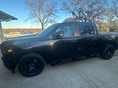 Used 2021 RAM 1500 Big Horn image 4