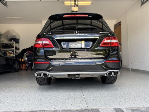 Used 2014 Mercedes-Benz ML 63 AMG 4MATIC image 9