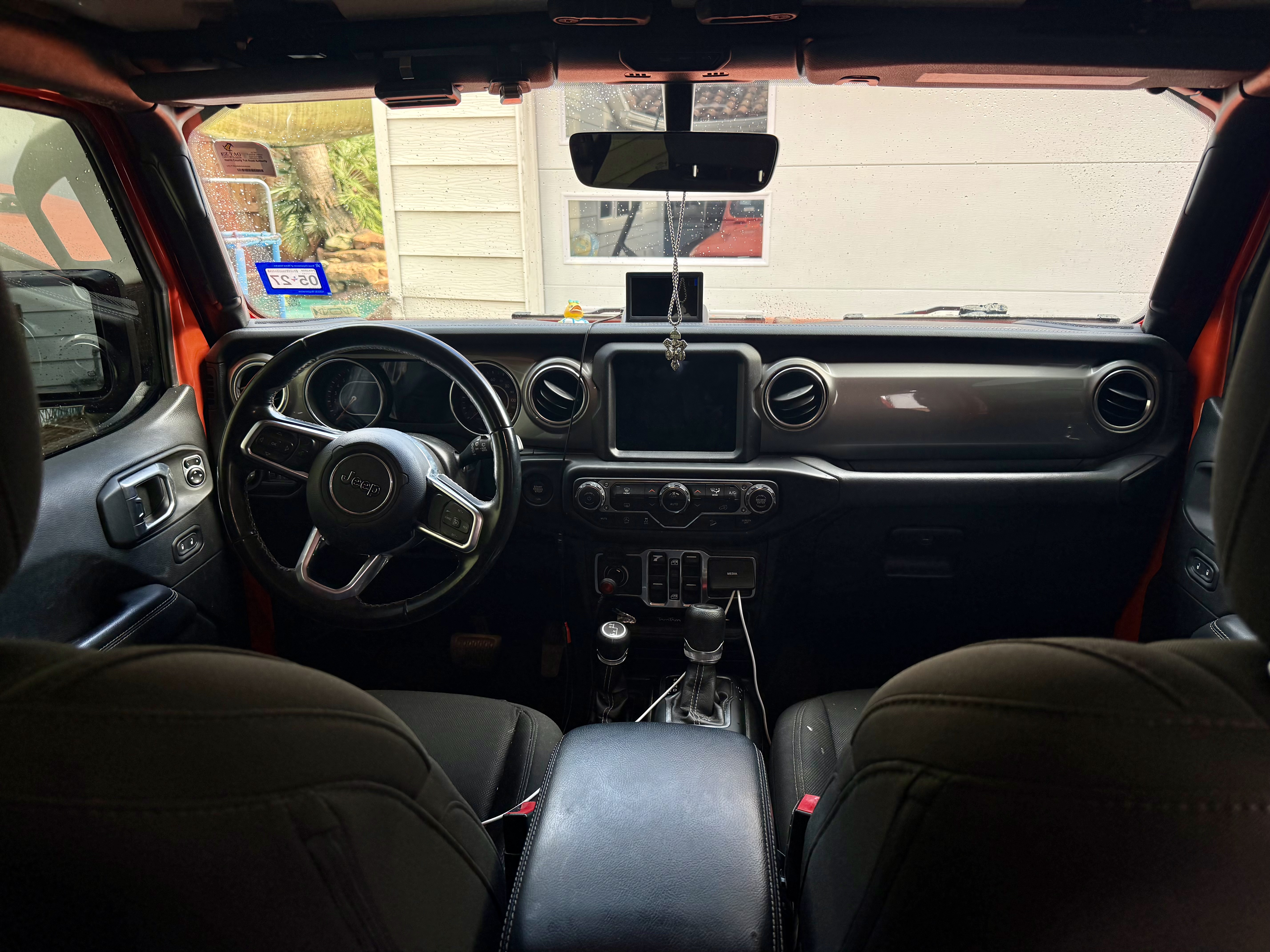 Used 2020 Jeep Wrangler Unlimited Sahara w/ Uconnect 4C Nav & Sound Group AWD/4WD image 11