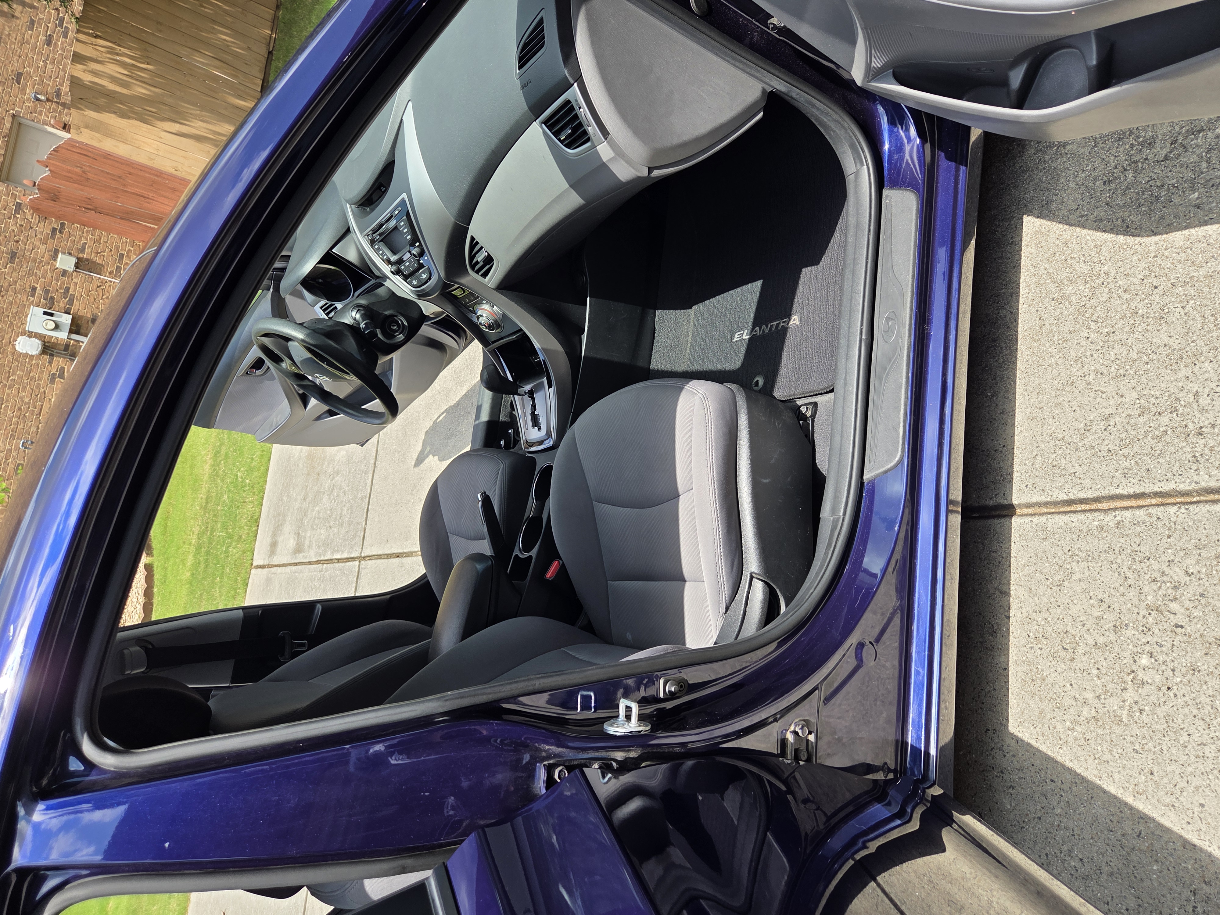 Used 2013 Hyundai Elantra GLS w/ Preferred Pkg FWD image 9