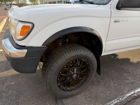Used 2000 Toyota Tacoma 4x4 Xtracab V6 image 28