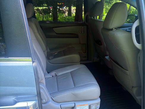 Used 2012 Honda Odyssey EX-L image 11