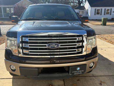 Used 2013 Ford F150 Lariat w/ Mid Equipment Group image 2