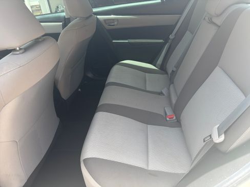 Used 2019 Toyota Corolla LE FWD image 15