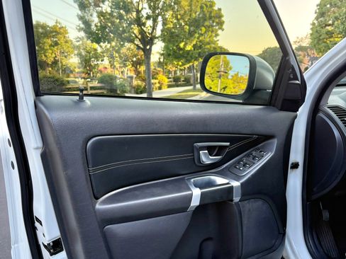 Used 2013 Volvo XC90 3.2 R-Design image 15