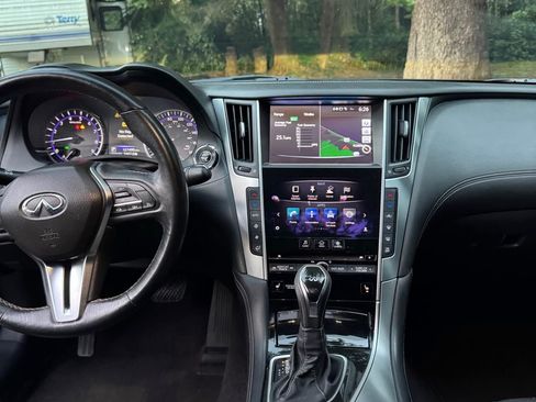 Used 2017 INFINITI Q60 3.0t w/ Premium Plus Package 3.0T image 14