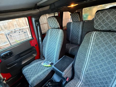 Used 2007 Jeep Wrangler Unlimited X image 5