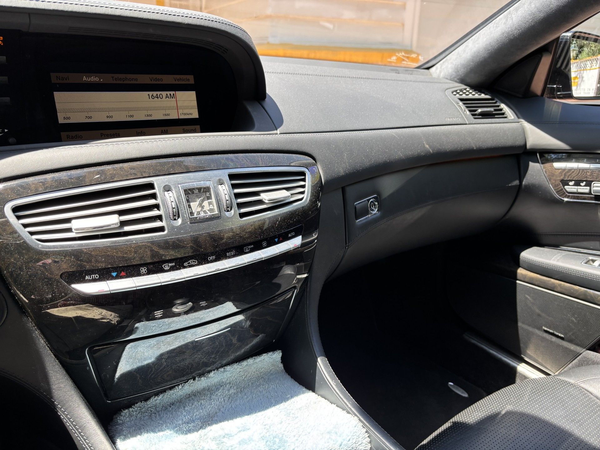 Used 2012 Mercedes-Benz CL 63 AMG image 9