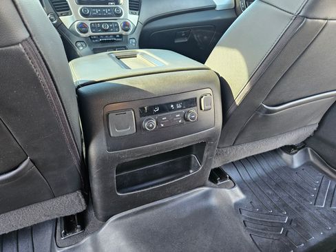 Used 2020 GMC Yukon XL SLT image 22