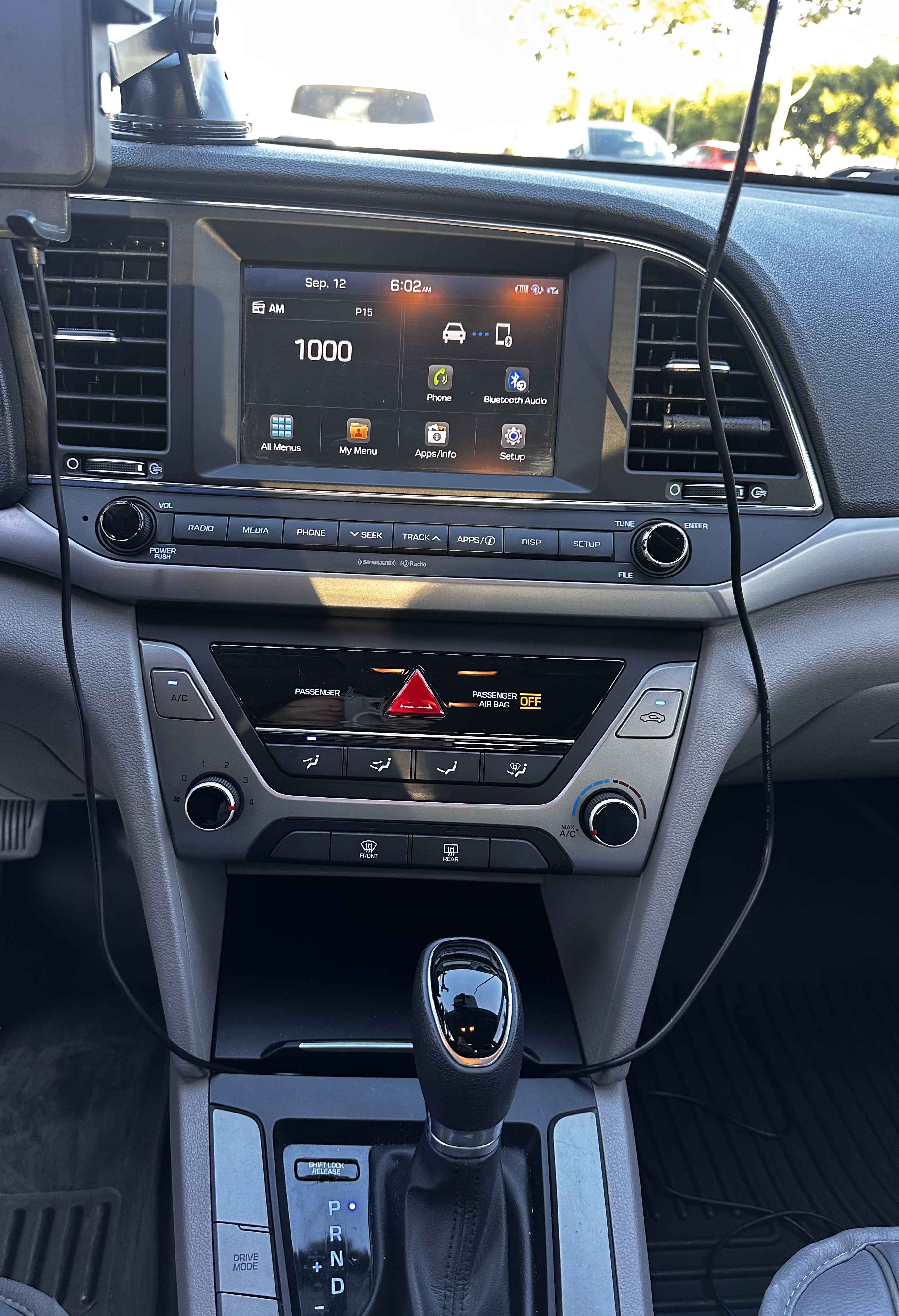 Used 2017 Hyundai Elantra SE FWD image 9