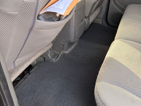 Used 2014 Nissan Frontier SV image 8