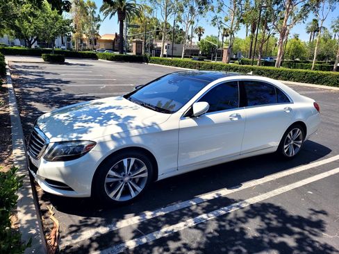 Used 2017 Mercedes-Benz S 550 Sedan image 2