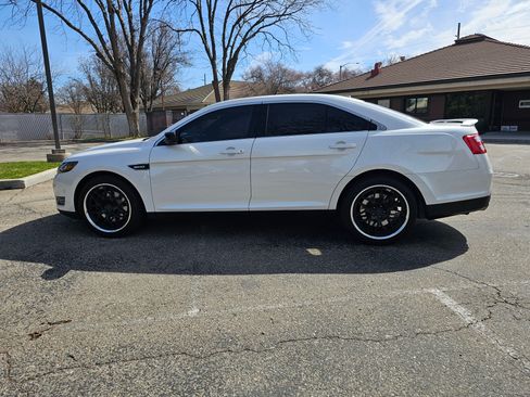 Used 2013 Ford Taurus SHO image 1