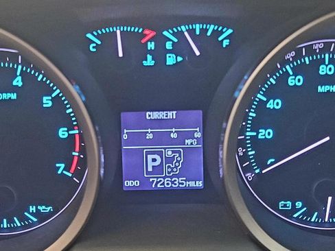 Used 2011 Toyota Land Cruiser w/ Upgrade Pkg AWD/4WD image 27