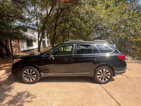 Used 2015 Subaru Outback 2.5i Limited image 1