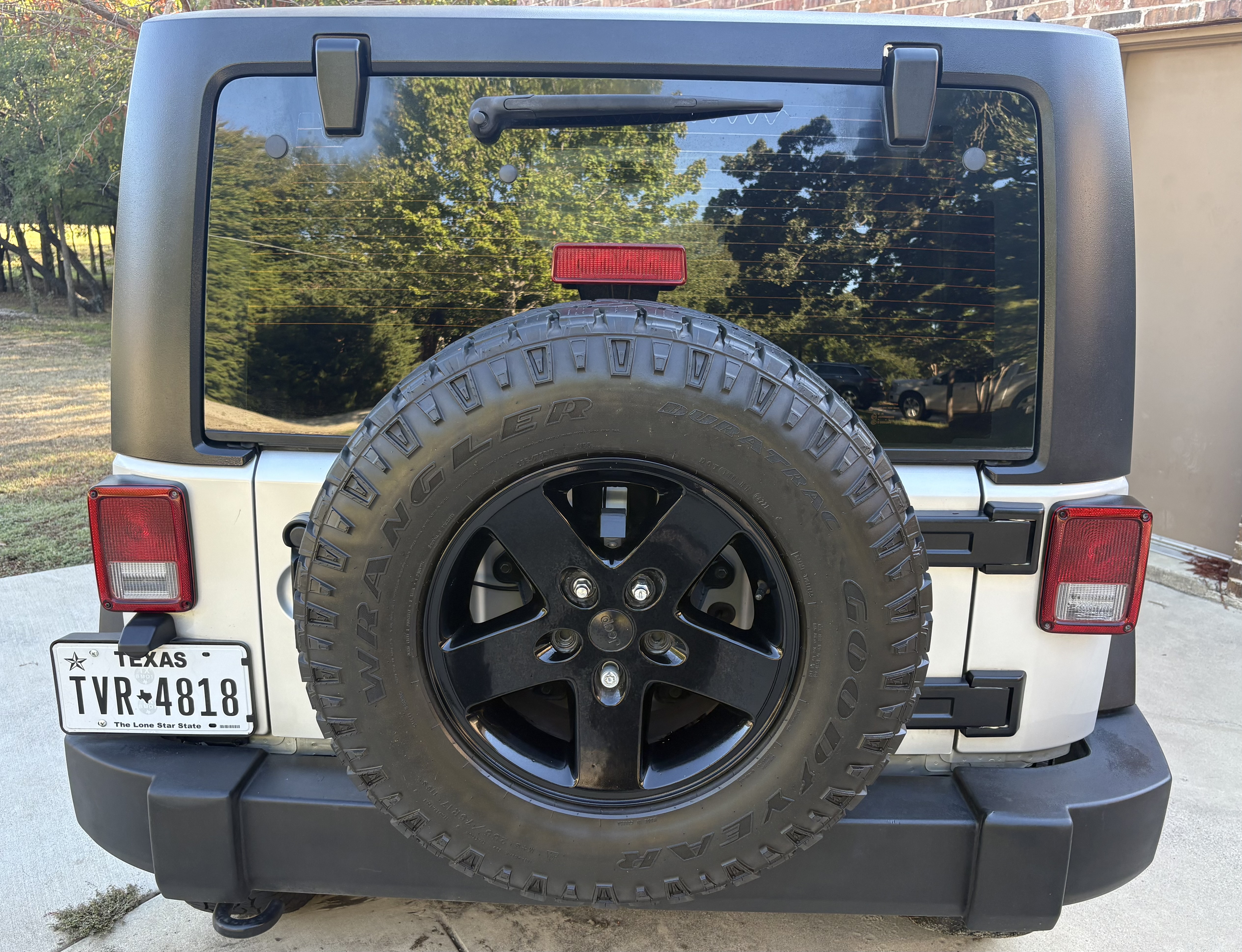 Used 2012 Jeep Wrangler Sport AWD/4WD image 6