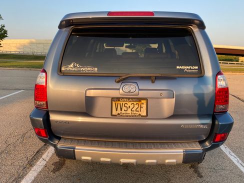 Used 2004 Toyota 4Runner Sport image 6