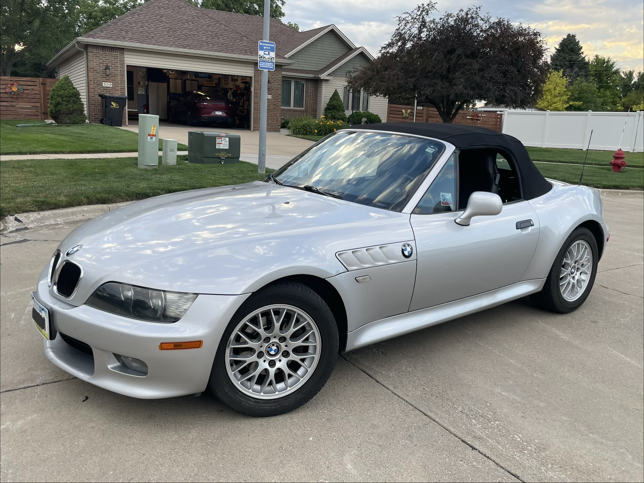 Used 2002 BMW Z3 2.5i RWD image 4