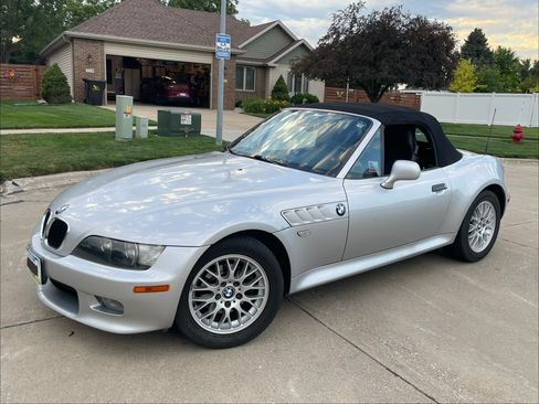 Used 2002 BMW Z3 2.5i RWD image 4