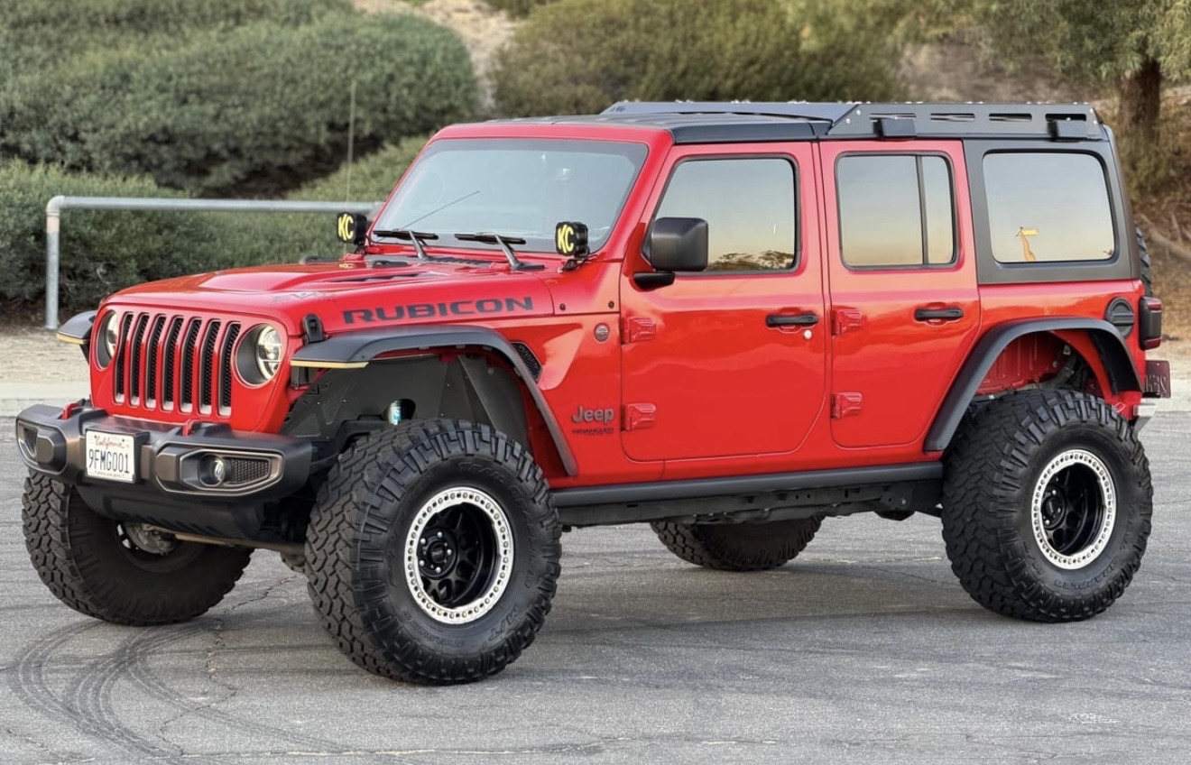 Used 2021 Jeep Wrangler Unlimited Rubicon AWD/4WD image 1