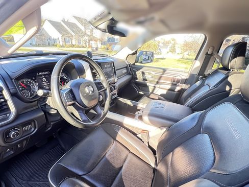 Used 2021 RAM 1500 Laramie image 16