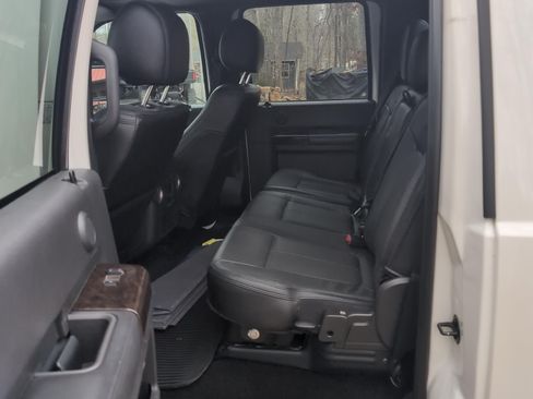 Used 2016 Ford F450 Platinum image 10