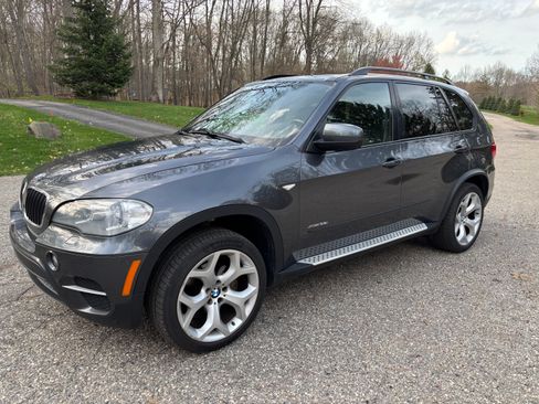 Used 2013 BMW X5 xDrive35i image 1