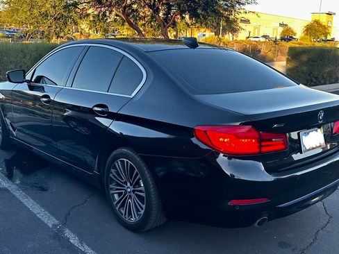 Used 2017 BMW 530i xDrive AWD/4WD image 2