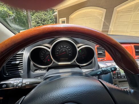 Used 2002 Lexus SC 430 Convertible image 14