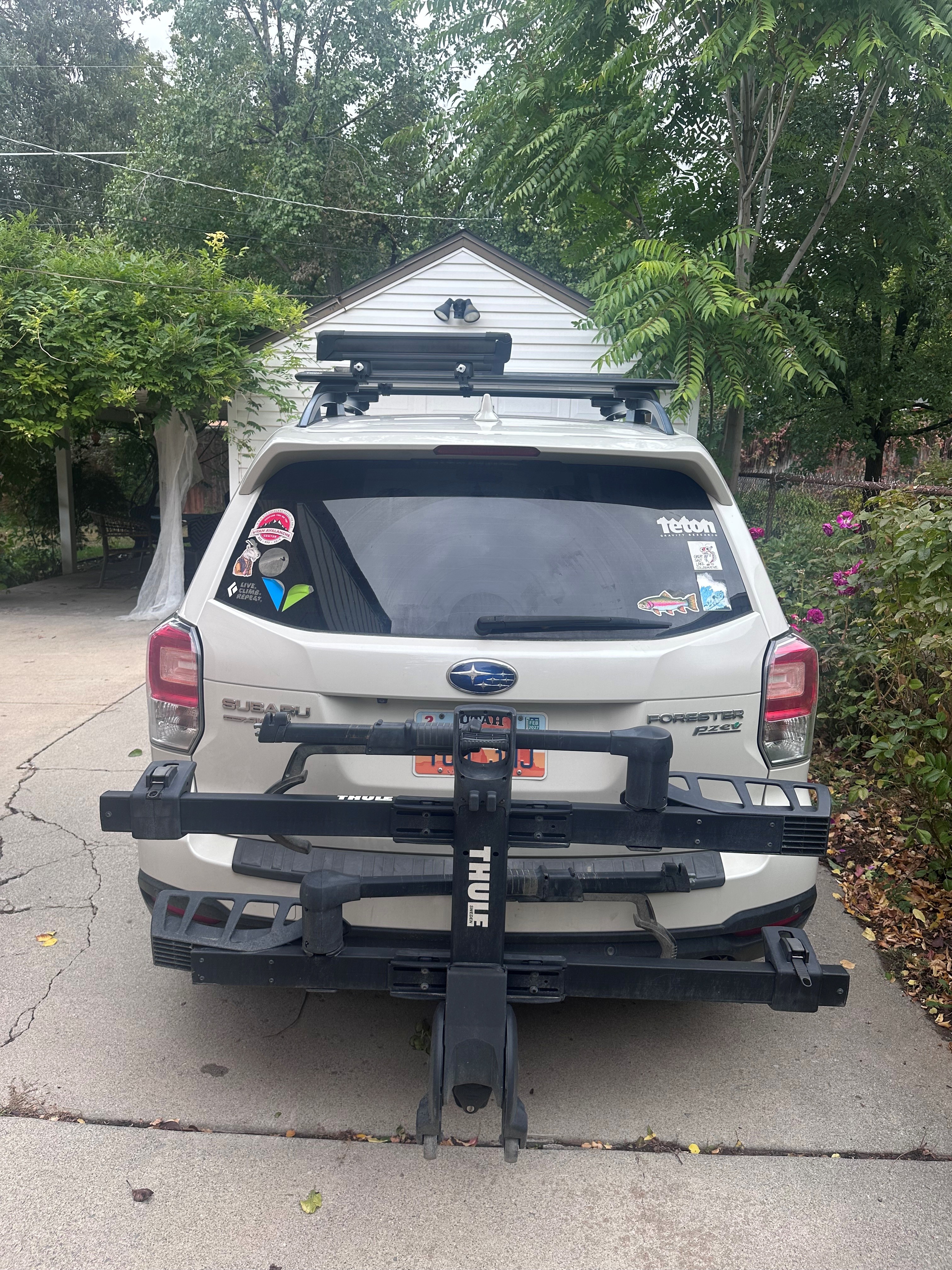 Used 2017 Subaru Forester 2.5i Touring AWD/4WD image 4